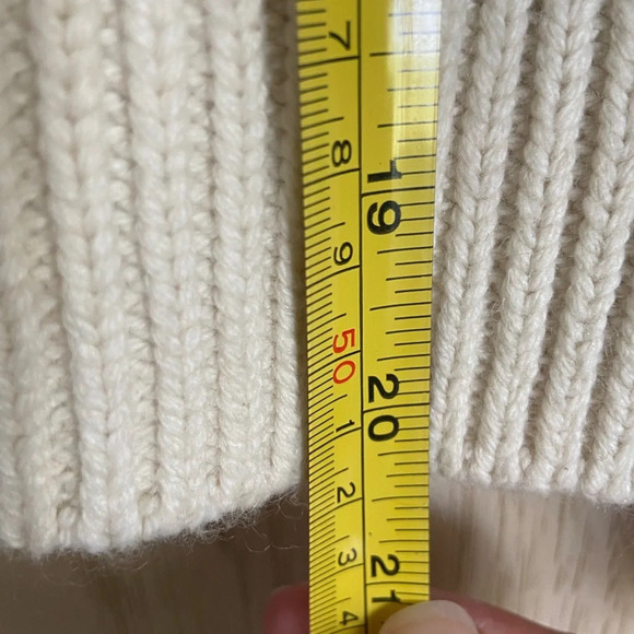 GAP Kids Mockneck Cable Knit Sweater Fisherman Unisex Cream Sz 8 - Picture 9 of 11